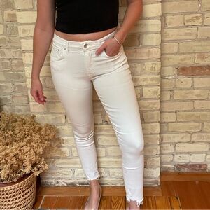 Agolde Sophie Skinny High Rise Crop Pant in White Size 28 - Fits like 26